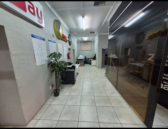 1,000M² WAREHOUSE FOR SALE IN BENROSE